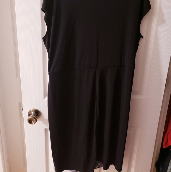Size 18/20 Lane Bryant Dress - Picture 7 of 7